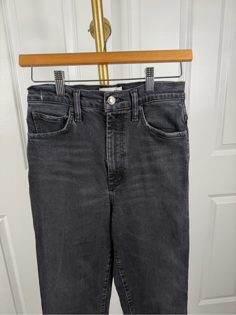 AGOLDE 90’s Pinch Waist Sz 26 High Rise Straight Leg Jeans Washed Black NWOT - Picture 3 of 11